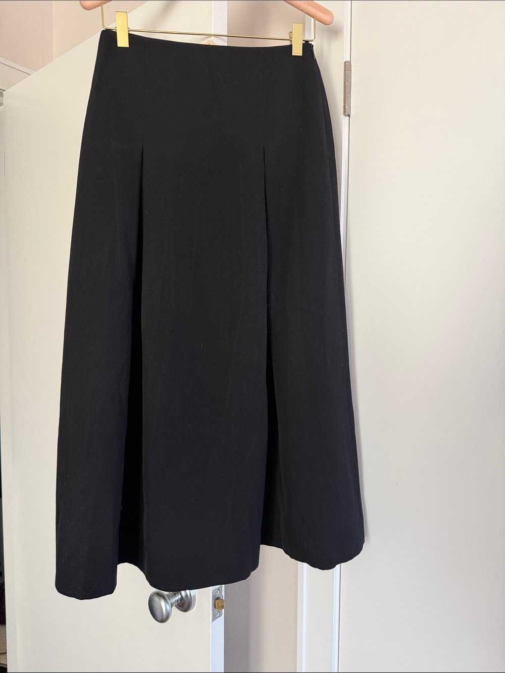 Emporio Armani Black Midi A-Line pleaded Skirt size 38